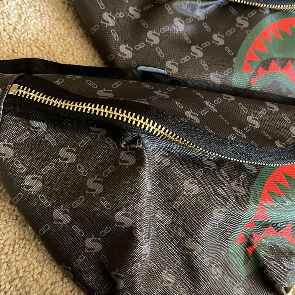 Sprayground Fanny pack - Picture 6 of 7